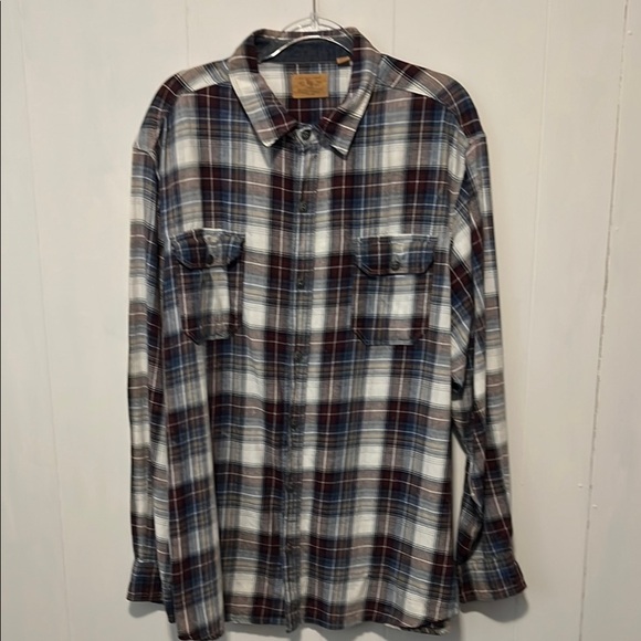 Red Head Ranch Casual Blue and Red Button Down Shirt - Picture 1 of 5